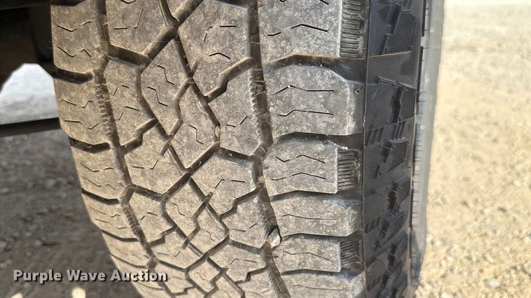 image for item EU5072 2018 Chevrolet Silverado 3500HD utility bed pickup truck