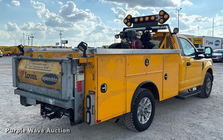 image for item EU5073 2020 Ford F350 Super Duty utility bed pickup truck