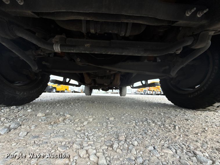 image for item EU5073 2020 Ford F350 Super Duty utility bed pickup truck