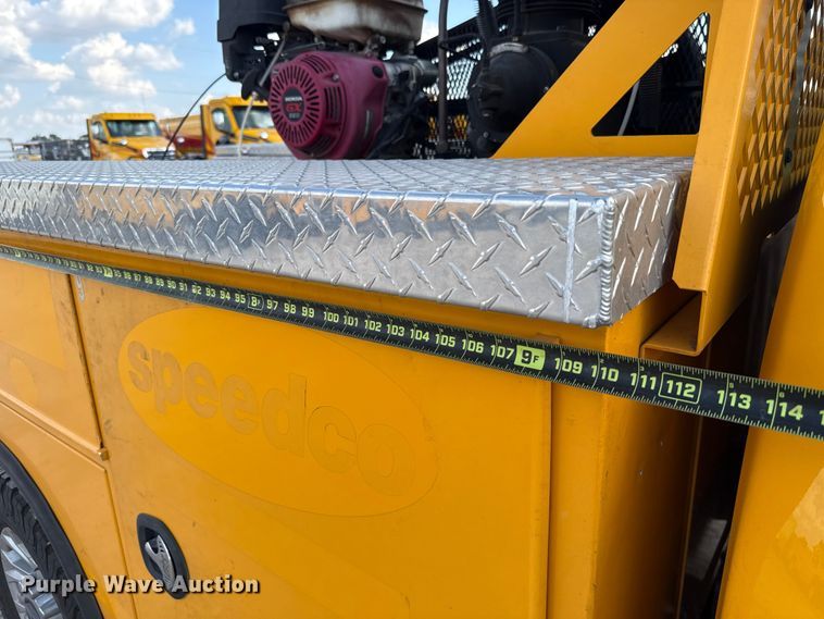 image for item EU5073 2020 Ford F350 Super Duty utility bed pickup truck