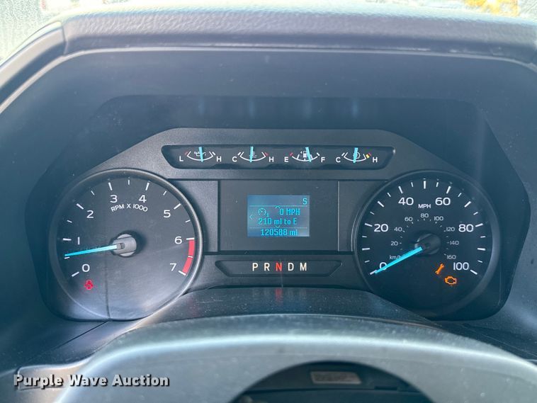 image for item EU5073 2020 Ford F350 Super Duty utility bed pickup truck