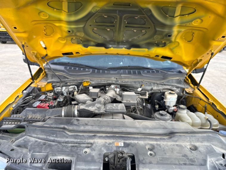 image for item EU5073 2020 Ford F350 Super Duty utility bed pickup truck