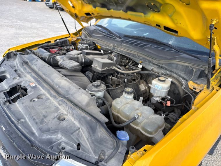 image for item EU5073 2020 Ford F350 Super Duty utility bed pickup truck