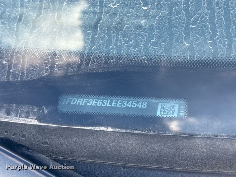 image for item EU5073 2020 Ford F350 Super Duty utility bed pickup truck