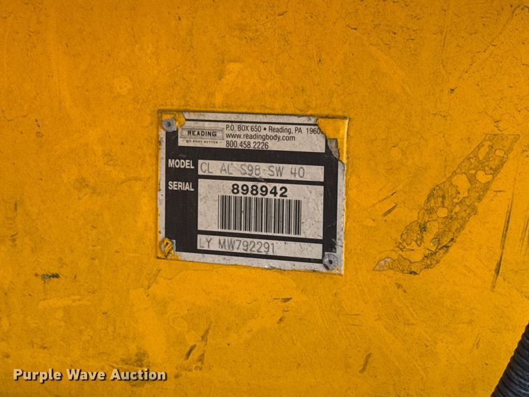 image for item EU5074 2018 Ford F350 Super Duty utility bed pickup truck