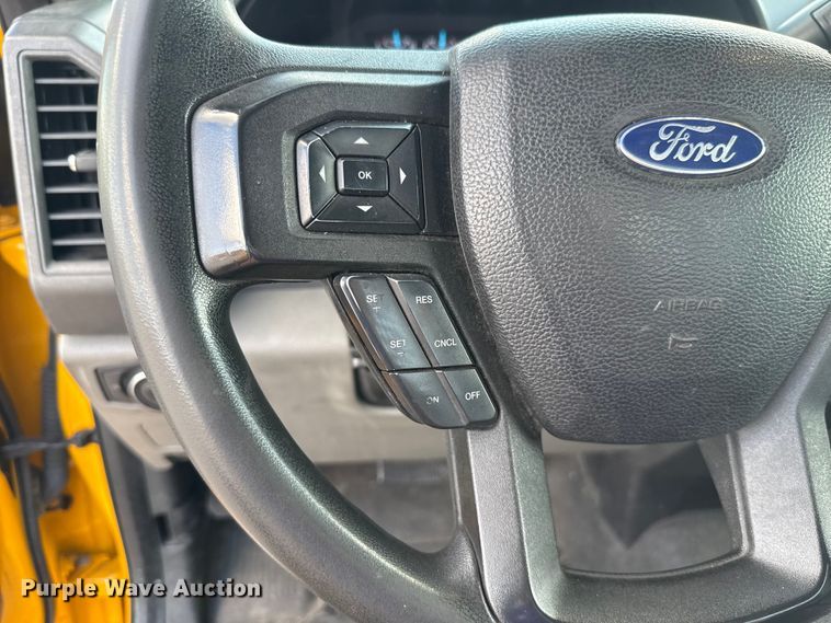 image for item EU5074 2018 Ford F350 Super Duty utility bed pickup truck