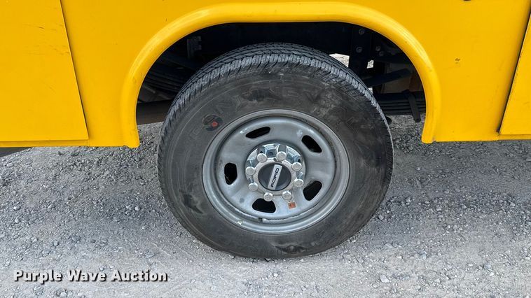 image for item EU5074 2018 Ford F350 Super Duty utility bed pickup truck