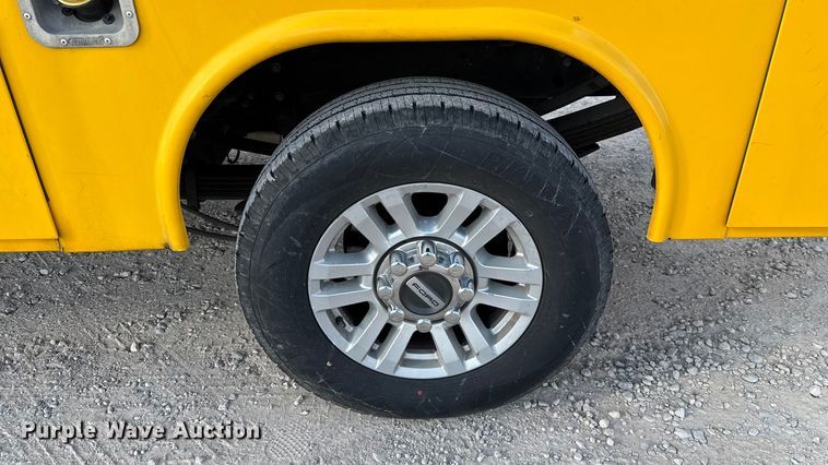 image for item EU5074 2018 Ford F350 Super Duty utility bed pickup truck