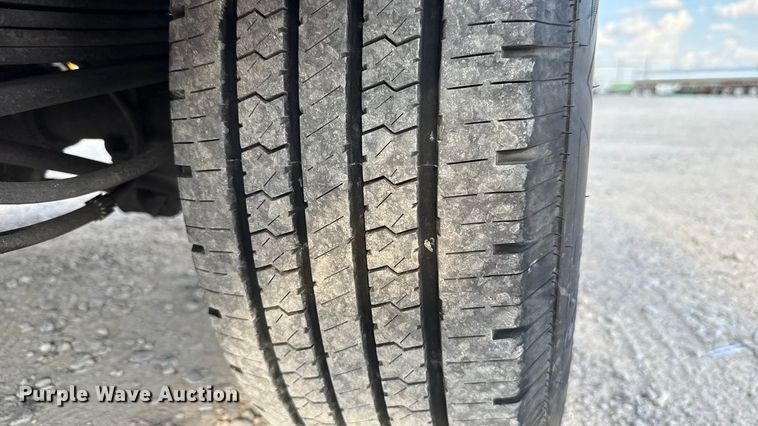 image for item EU5074 2018 Ford F350 Super Duty utility bed pickup truck