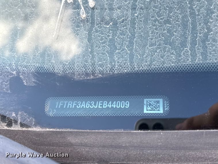 image for item EU5074 2018 Ford F350 Super Duty utility bed pickup truck