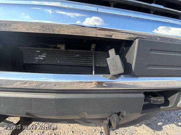 image for item EU5075 2015 Chevrolet Silverado 3500HD utility bed pickup truck