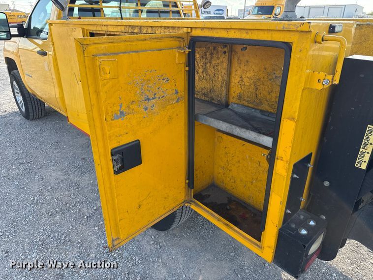 image for item EU5075 2015 Chevrolet Silverado 3500HD utility bed pickup truck