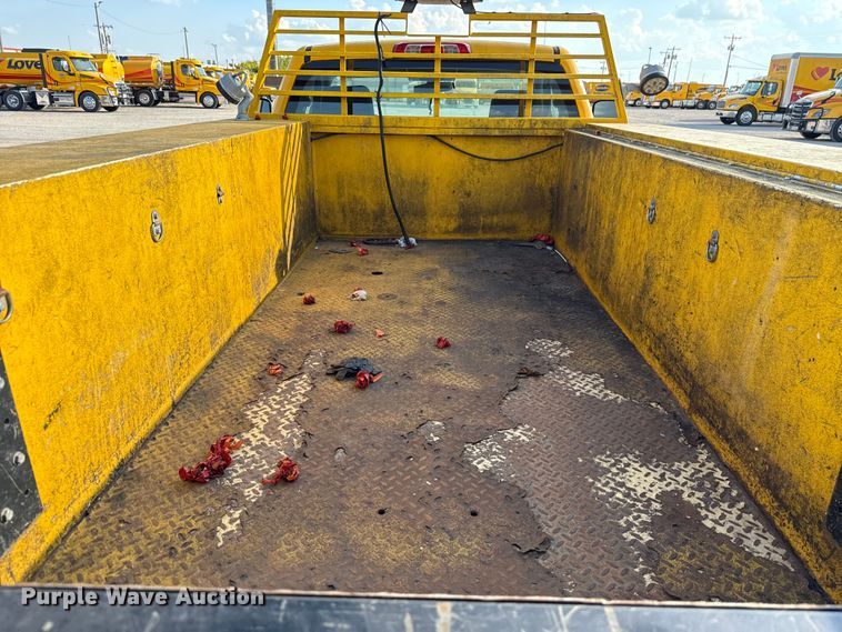 image for item EU5075 2015 Chevrolet Silverado 3500HD utility bed pickup truck