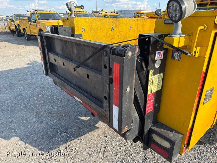 image for item EU5075 2015 Chevrolet Silverado 3500HD utility bed pickup truck