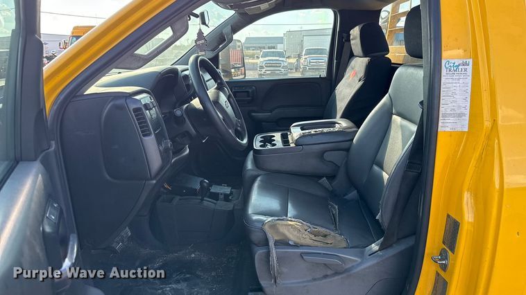 image for item EU5075 2015 Chevrolet Silverado 3500HD utility bed pickup truck