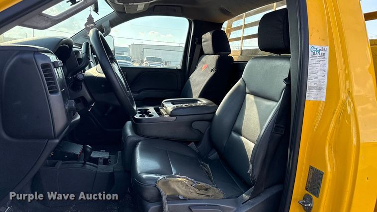 image for item EU5075 2015 Chevrolet Silverado 3500HD utility bed pickup truck