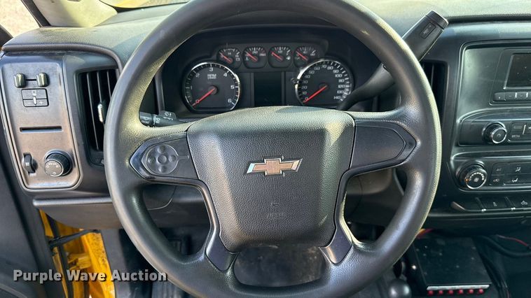 image for item EU5075 2015 Chevrolet Silverado 3500HD utility bed pickup truck