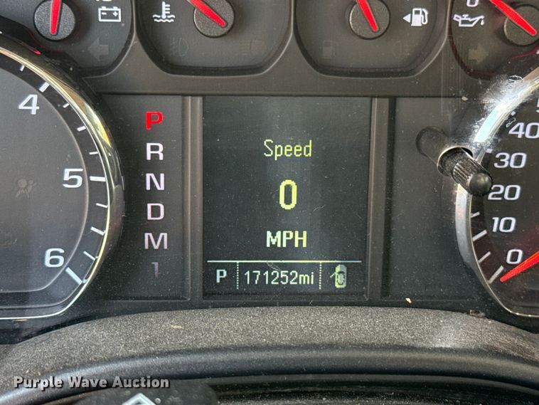 image for item EU5075 2015 Chevrolet Silverado 3500HD utility bed pickup truck