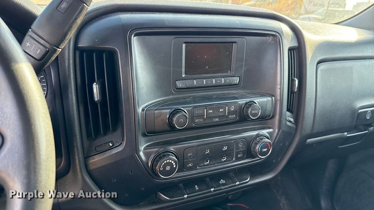 image for item EU5075 2015 Chevrolet Silverado 3500HD utility bed pickup truck