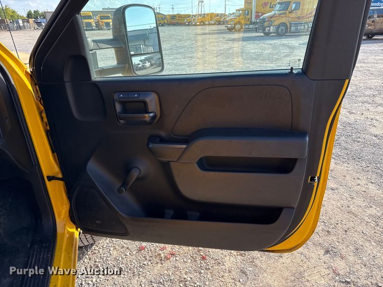 image for item EU5075 2015 Chevrolet Silverado 3500HD utility bed pickup truck