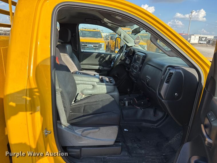 image for item EU5075 2015 Chevrolet Silverado 3500HD utility bed pickup truck