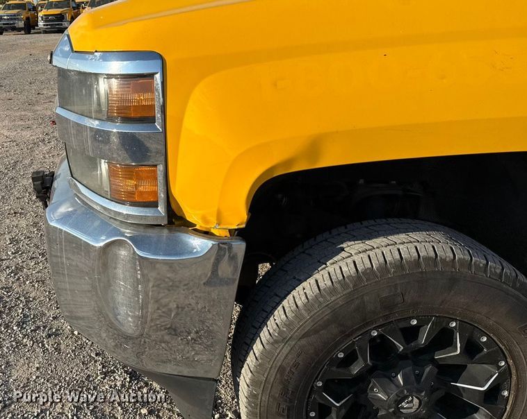 image for item EU5077 2018 Chevrolet Silverado 3500HD utility bed pickup truck