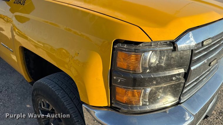 image for item EU5077 2018 Chevrolet Silverado 3500HD utility bed pickup truck