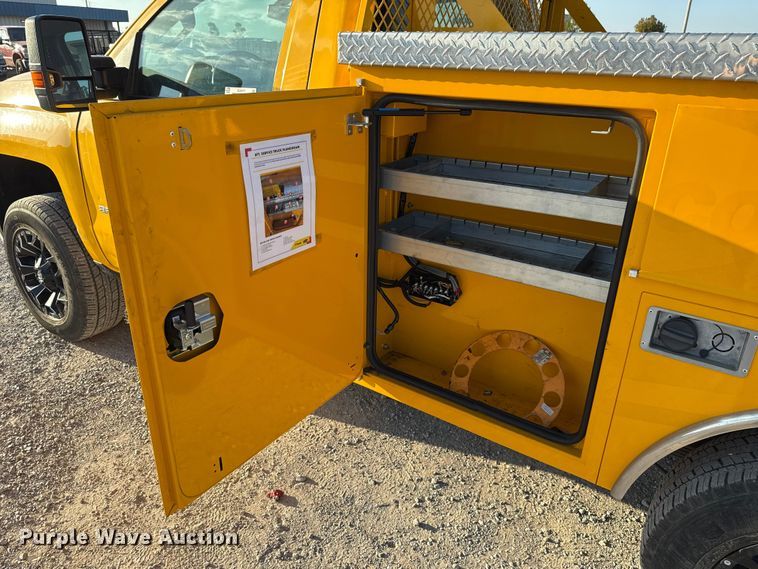 image for item EU5077 2018 Chevrolet Silverado 3500HD utility bed pickup truck