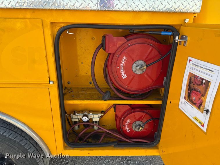 image for item EU5077 2018 Chevrolet Silverado 3500HD utility bed pickup truck