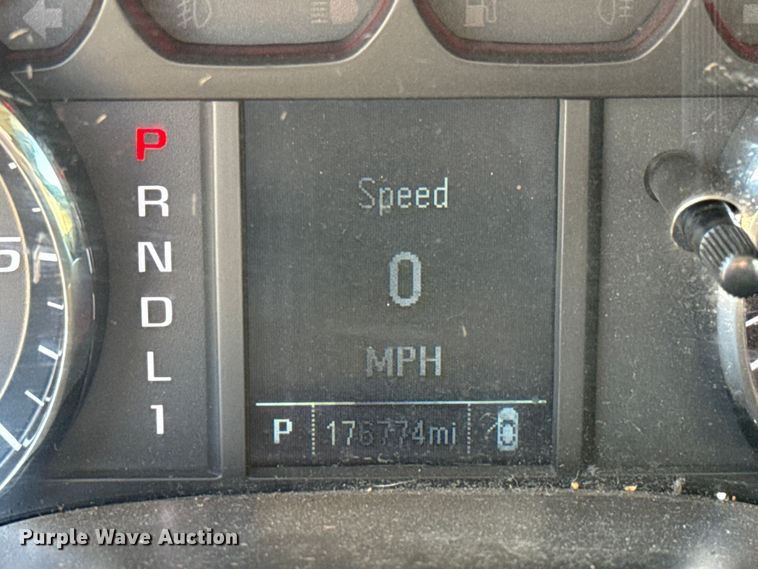 image for item EU5077 2018 Chevrolet Silverado 3500HD utility bed pickup truck