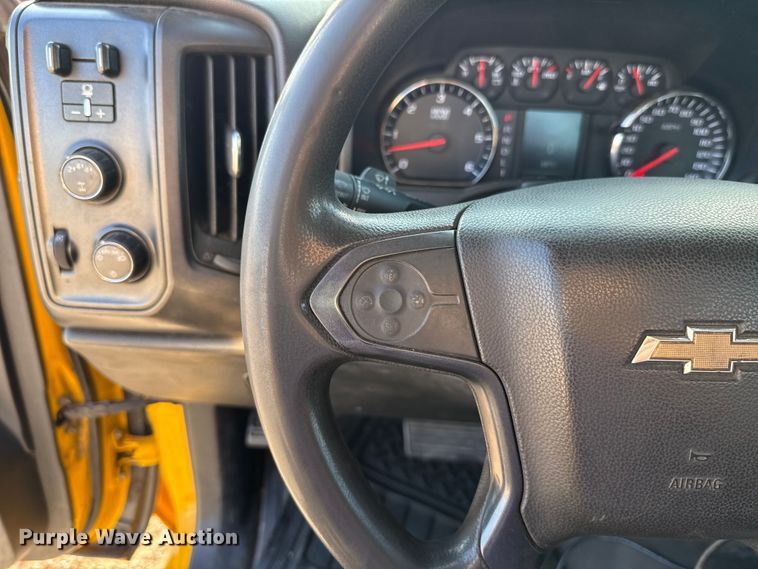 image for item EU5077 2018 Chevrolet Silverado 3500HD utility bed pickup truck