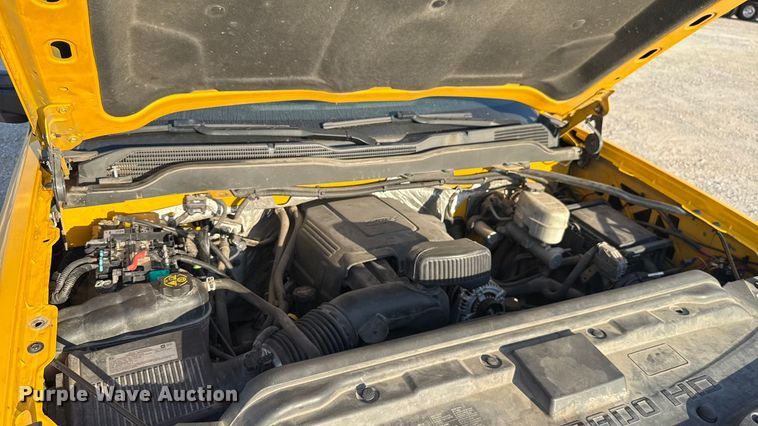 image for item EU5077 2018 Chevrolet Silverado 3500HD utility bed pickup truck