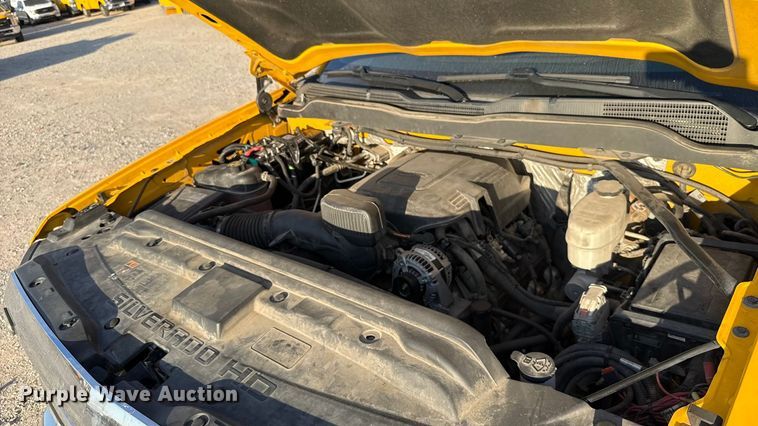 image for item EU5077 2018 Chevrolet Silverado 3500HD utility bed pickup truck