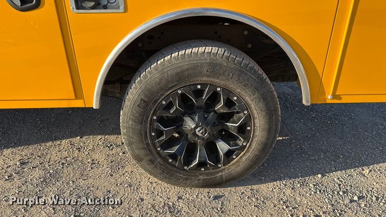 image for item EU5077 2018 Chevrolet Silverado 3500HD utility bed pickup truck