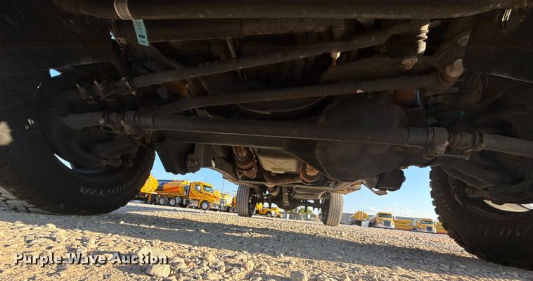 image for item EU5078 2019 Ford F350 Super Duty utility bed pickup truck