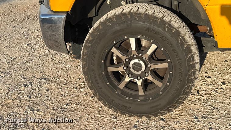 image for item EU5078 2019 Ford F350 Super Duty utility bed pickup truck