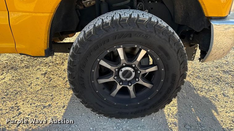 image for item EU5078 2019 Ford F350 Super Duty utility bed pickup truck