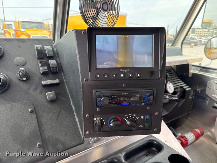 image for item EU5191 2021 Ford F59 delivery truck