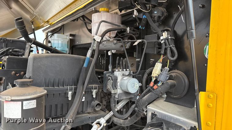 image for item EU5191 2021 Ford F59 delivery truck