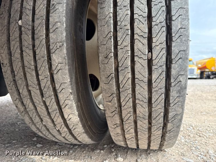 image for item EU5191 2021 Ford F59 delivery truck