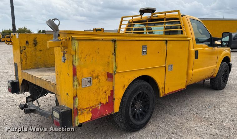 image for item EU5195 2015 Ford F350 Super Duty XL utility bed pickup truck