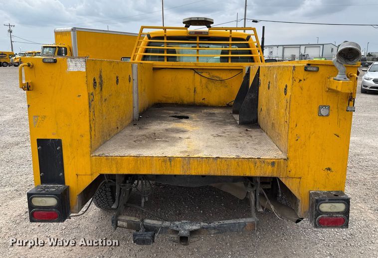 image for item EU5195 2015 Ford F350 Super Duty XL utility bed pickup truck