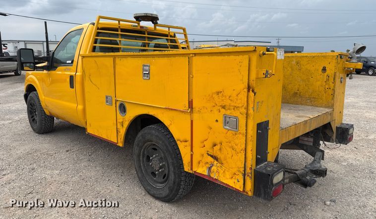 image for item EU5195 2015 Ford F350 Super Duty XL utility bed pickup truck