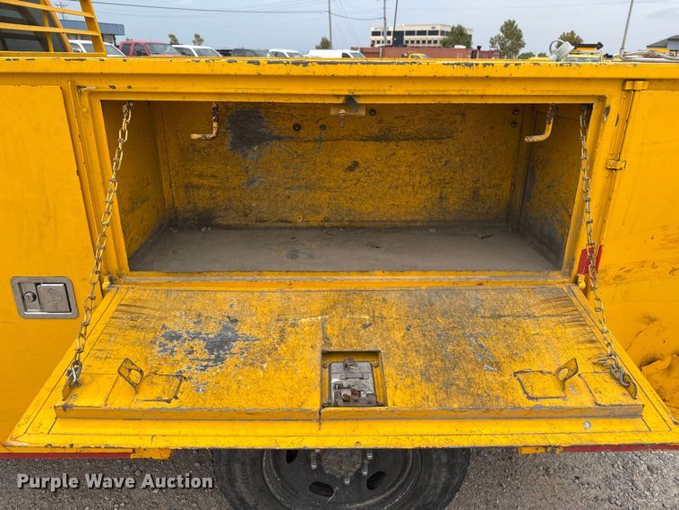 image for item EU5195 2015 Ford F350 Super Duty XL utility bed pickup truck