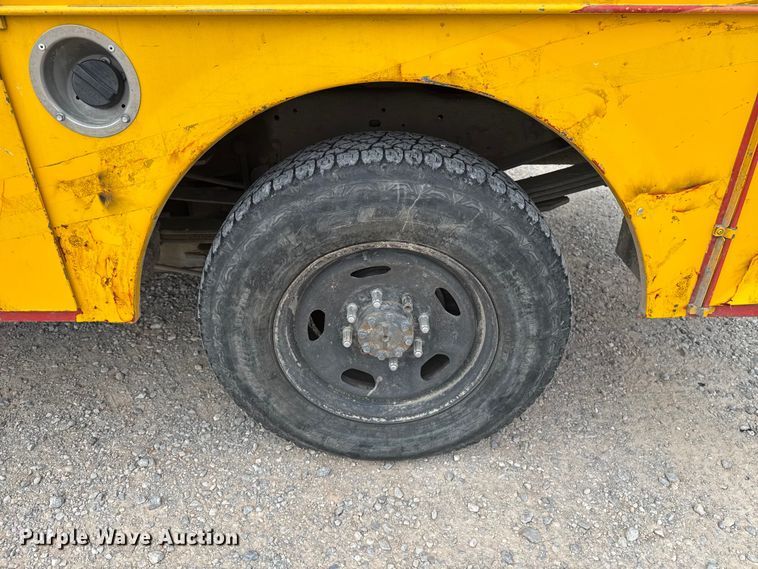 image for item EU5195 2015 Ford F350 Super Duty XL utility bed pickup truck