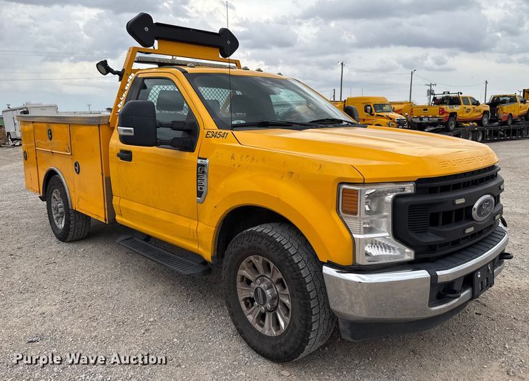 image for item EU5196 2020 Ford F350 Super Duty XL utility bed pickup truck