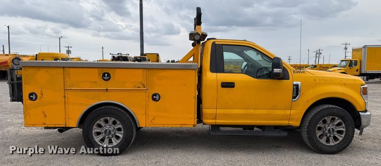 image for item EU5196 2020 Ford F350 Super Duty XL utility bed pickup truck