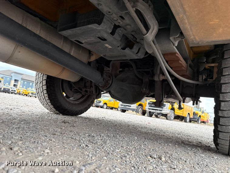 image for item EU5196 2020 Ford F350 Super Duty XL utility bed pickup truck