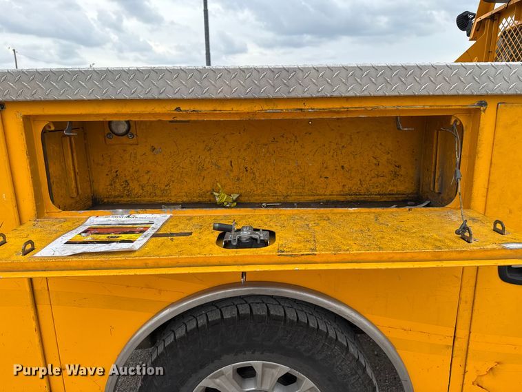 image for item EU5196 2020 Ford F350 Super Duty XL utility bed pickup truck