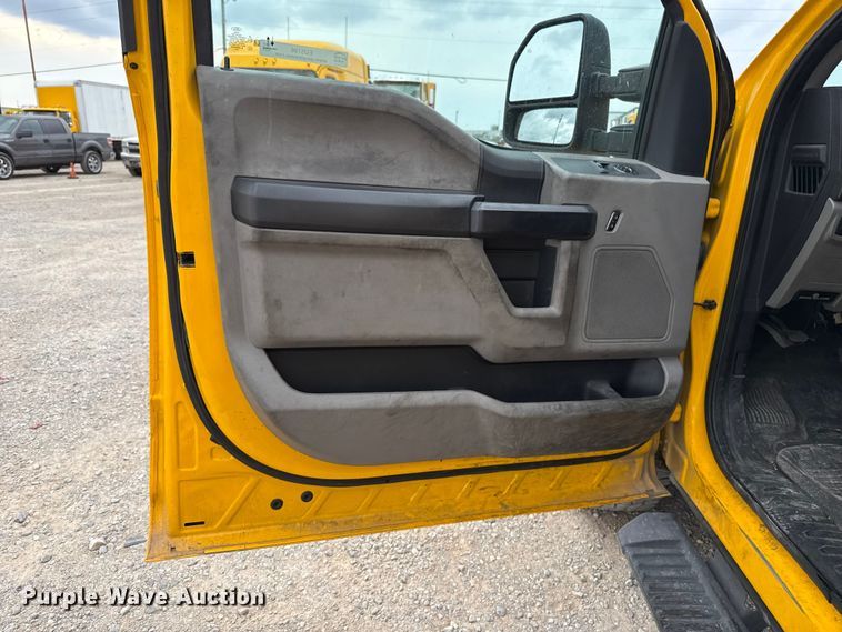 image for item EU5196 2020 Ford F350 Super Duty XL utility bed pickup truck